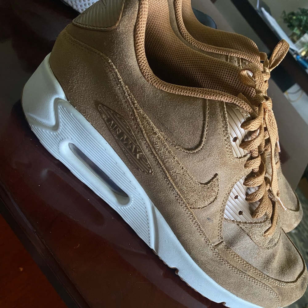 Nike air shoes